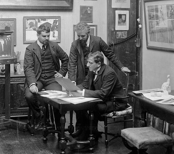 René Morax, Jean Morax et, assis, Gustave Doret, en 1913, à l’époque du Théâtre du Jorat.