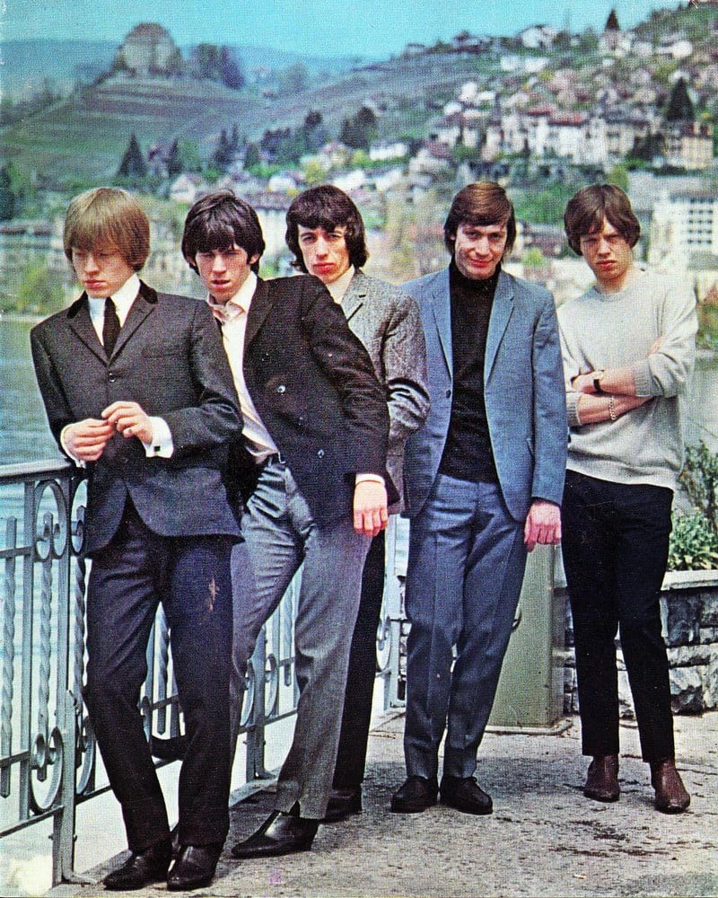 Les Rolling Stones sur un quai de Montreux, en avril 1964.