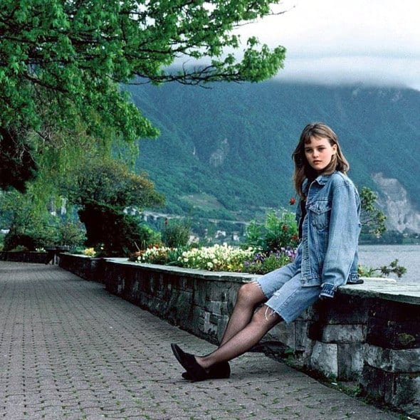 Vanessa Paradis sur le quai Ernest-Ansermet fleuri, à Montreux, en 1988.