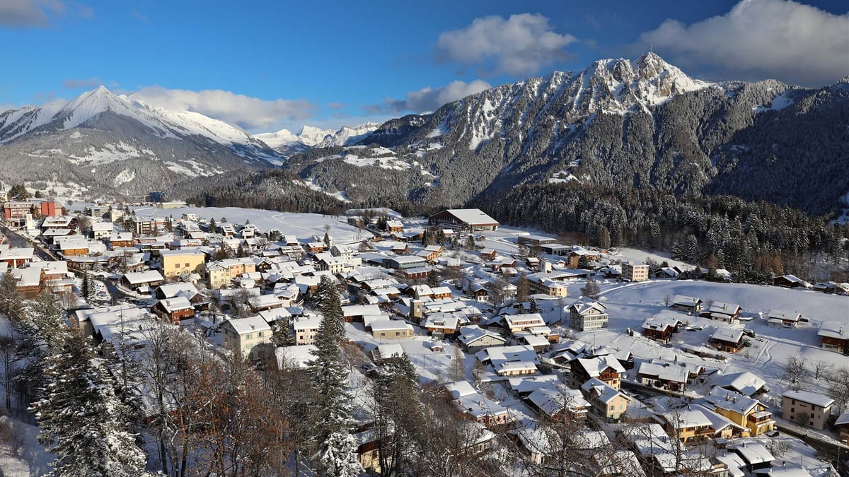 Leysin, sur son balcon ensoleillé des Alpes vaudoises.